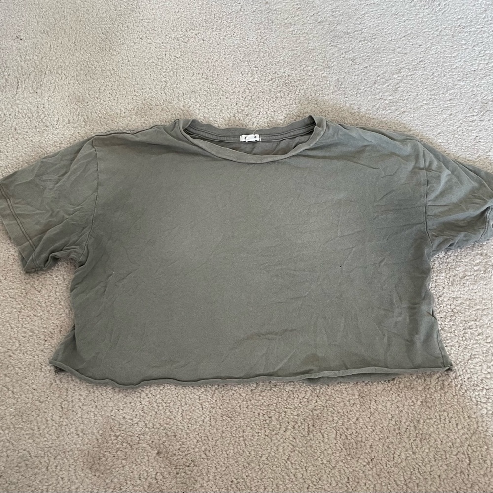 Garage Green Cropped Tee shirt